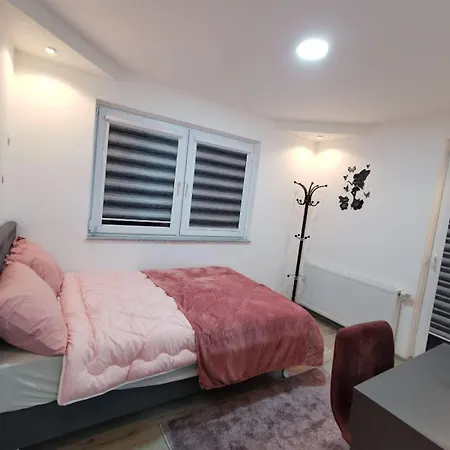 House Luke Tarcin Holiday home Luke (Hadzici)